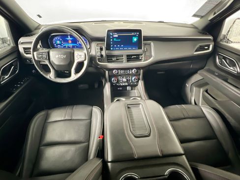 Used 2024 Chevrolet Suburban RST RWD image 30