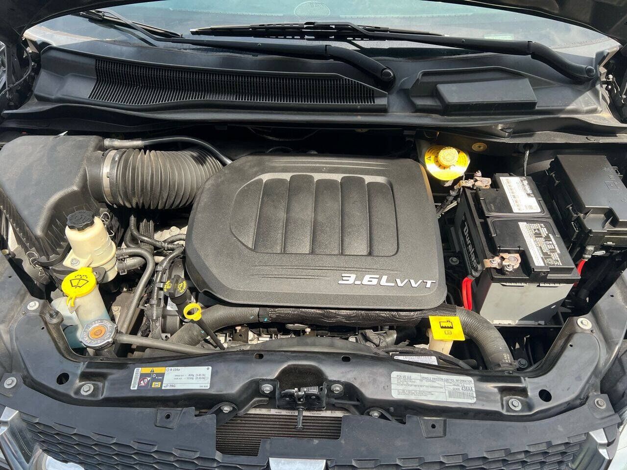 Used 2019 Dodge Grand Caravan SXT FWD image 30