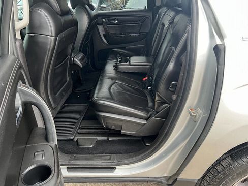 Used 2013 GMC Acadia SLT image 22