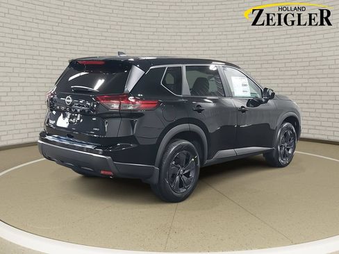 New 2026 Nissan Rogue SV AWD/4WD image 5
