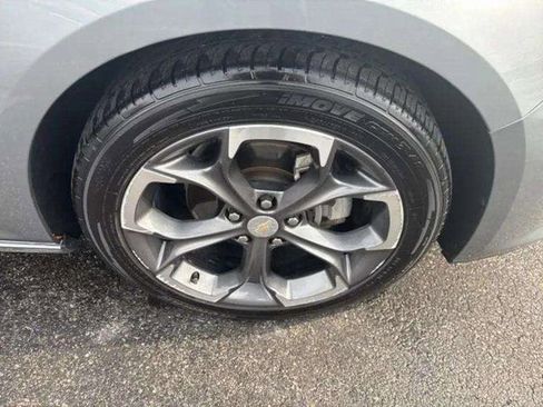 Used 2023 Chevrolet Malibu LT image 14