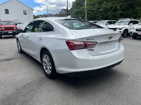 Used 2022 Chevrolet Malibu LT FWD image 5