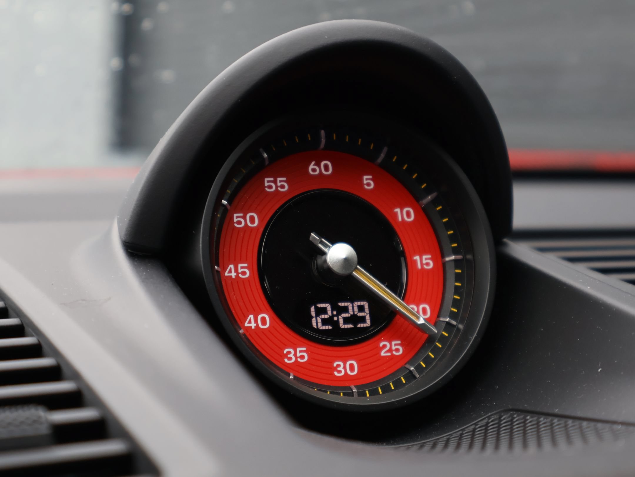 Used 2026 Porsche 911 GT3 RWD image 23