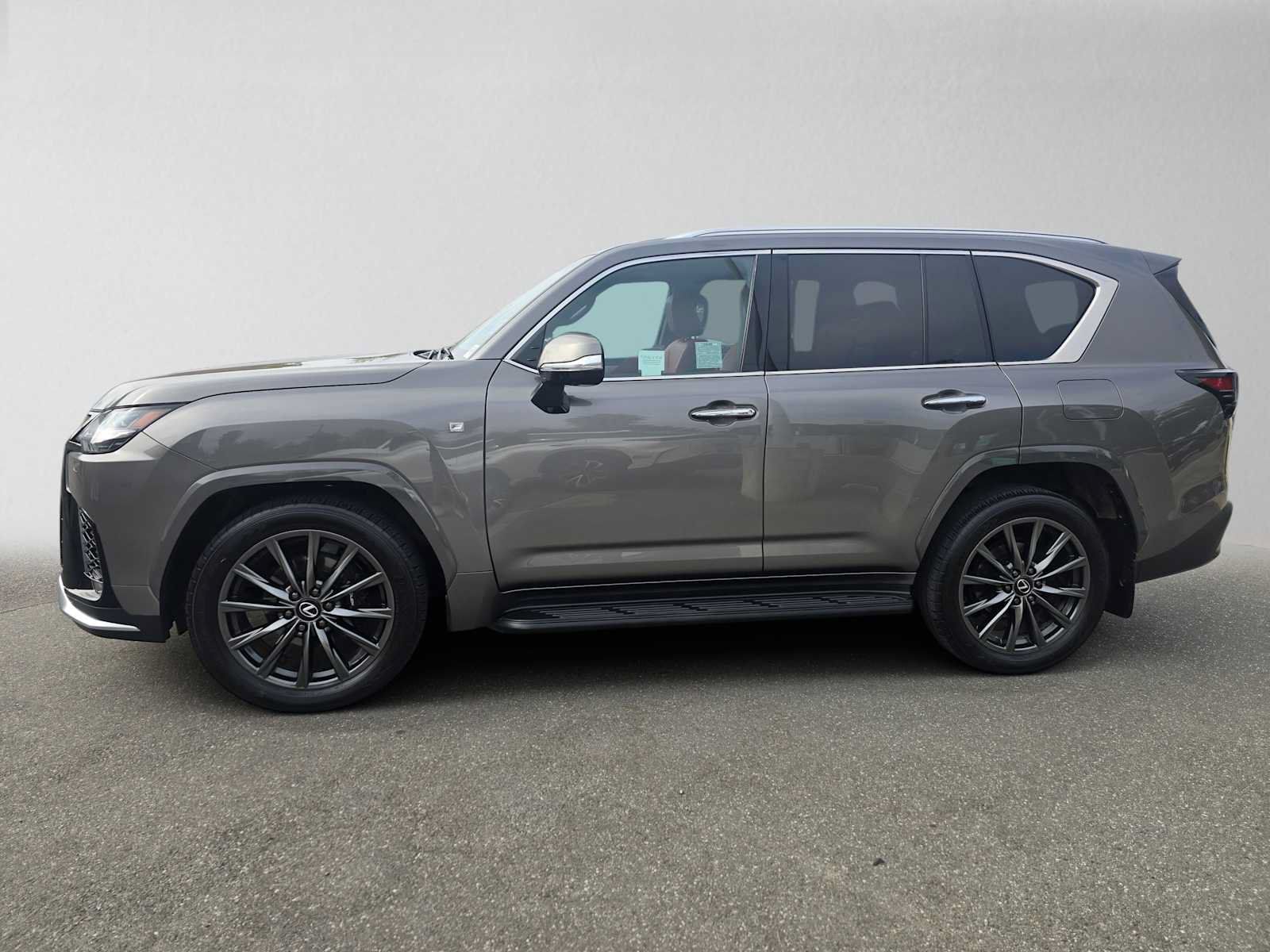 Used 2024 Lexus LX 600 F Sport AWD/4WD image 6