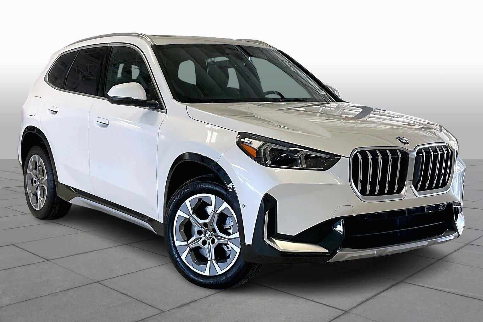 Used 2026 BMW X1 xDrive28i w/ Convenience Package AWD/4WD image 2