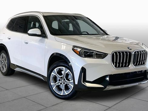 New 2026 BMW X1 xDrive28i w/ Convenience Package image 2