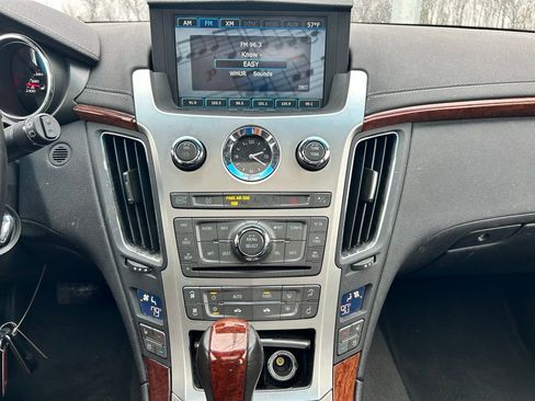 Used 2010 Cadillac CTS Premium image 25