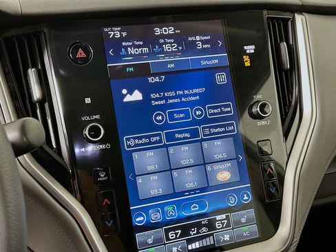 Used 2025 Subaru Outback Premium image 19