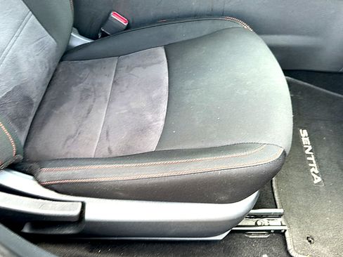 Used 2025 Nissan Sentra SR w/ Midnight Edition FWD image 26