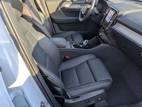 New 2026 Volvo XC40 B5 Plus w/ Protection Package Premier image 26