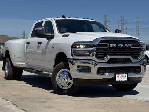 New 2026 RAM 3500 Tradesman image 2