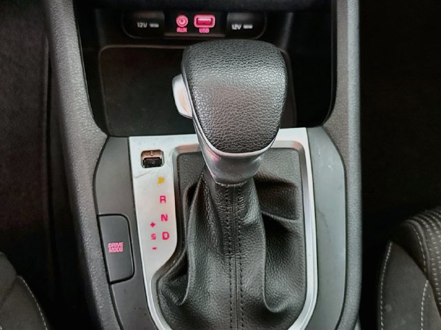 Used 2021 Kia Forte LXS FWD image 17