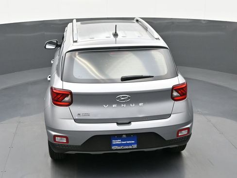 Certified 2023 Hyundai Venue SEL FWD image 33