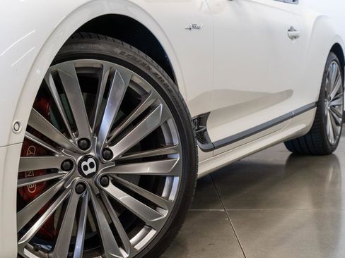 Used 2022 Bentley Continental GT Speed image 29
