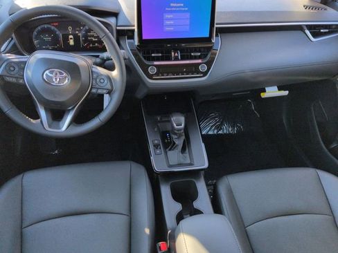 Certified 2026 Toyota Corolla Cross XLE image 25