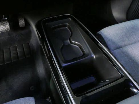 Certified 2023 Volkswagen ID.4 Pro RWD image 18