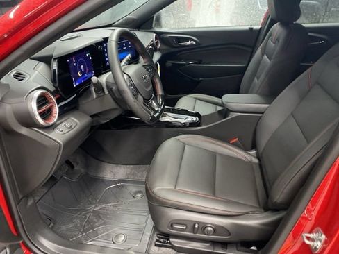 New 2026 Chevrolet Trax RS w/ Sunroof Package FWD image 22