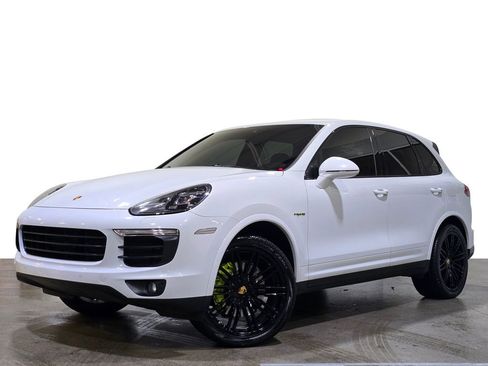 Used 2017 Porsche Cayenne S Platinum w/ Premium Package Plus (Pjy) image 1