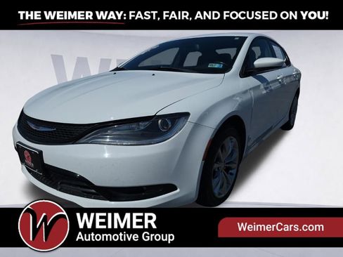 Used 2015 Chrysler 200 S FWD image 1