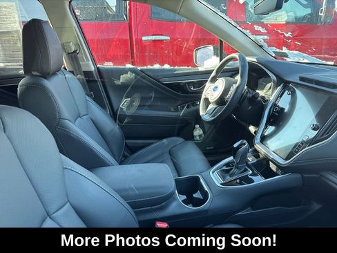 Used 2025 Subaru Outback Limited image 2
