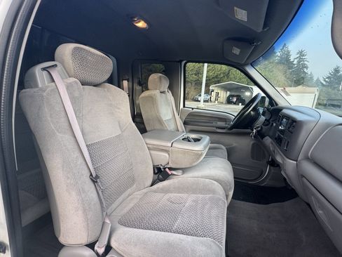 Used 2001 Ford F250 XLT image 7