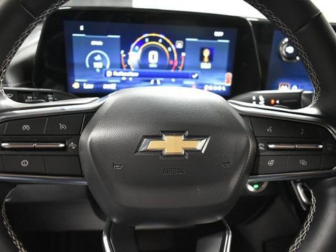 Certified 2025 Chevrolet Traverse LT w/ Driver Confidence Package AWD/4WD image 15
