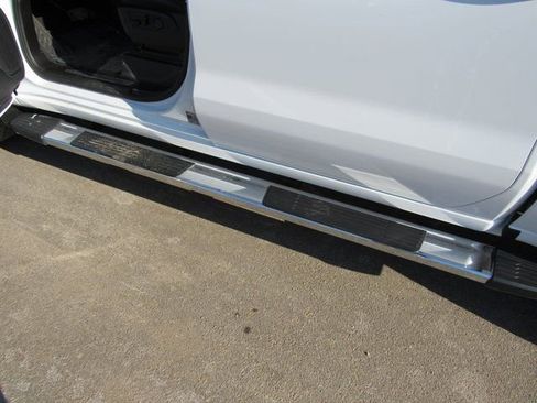 Used 2026 GMC Sierra 1500 SLT w/ SLT Premium Plus Package image 9