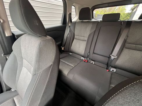 Used 2025 Nissan Rogue SV image 35