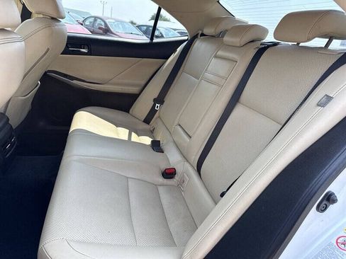Used 2014 Lexus IS 250 AWD w/ Navigation Package image 19