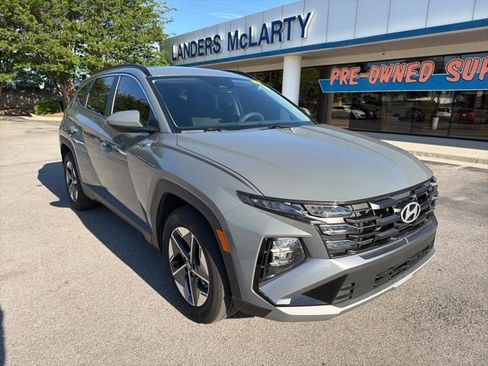 Used 2025 Hyundai Tucson SEL FWD image 2