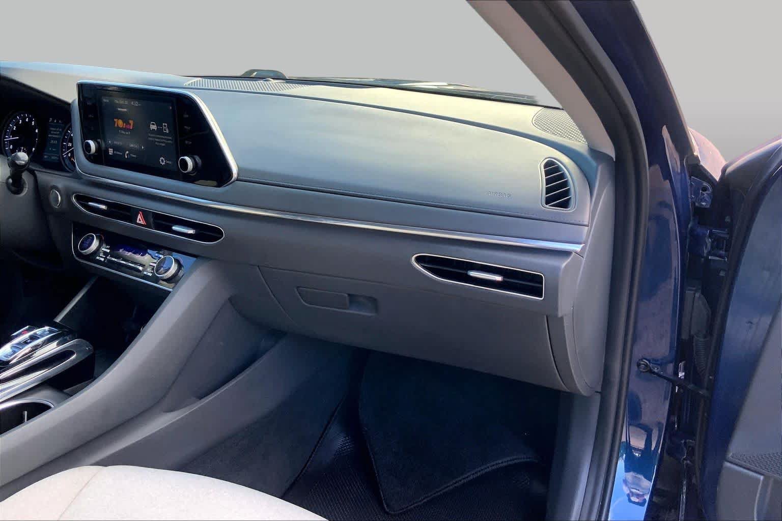Used 2021 Hyundai Sonata SEL w/ Cargo Package FWD image 18