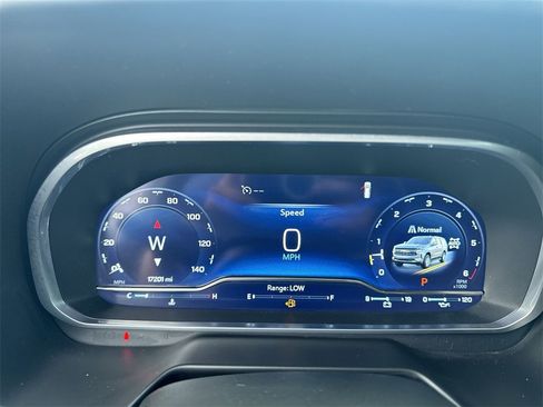 Used 2023 Chevrolet Tahoe RST image 21