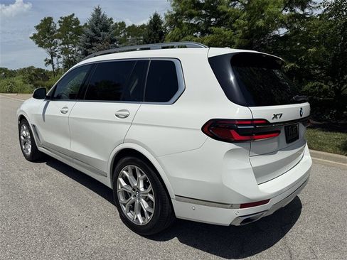 Used 2023 BMW X7 xDrive40i w/ Premium Package AWD/4WD image 8