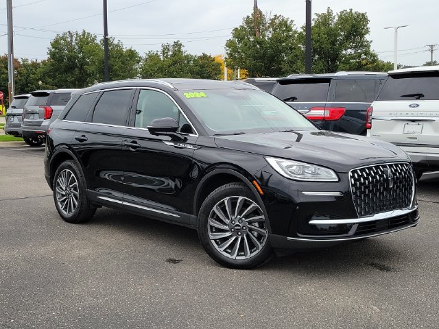 Certified 2024 Lincoln Corsair Reserve w/ Equipment Group 201A AWD/4WD image 32