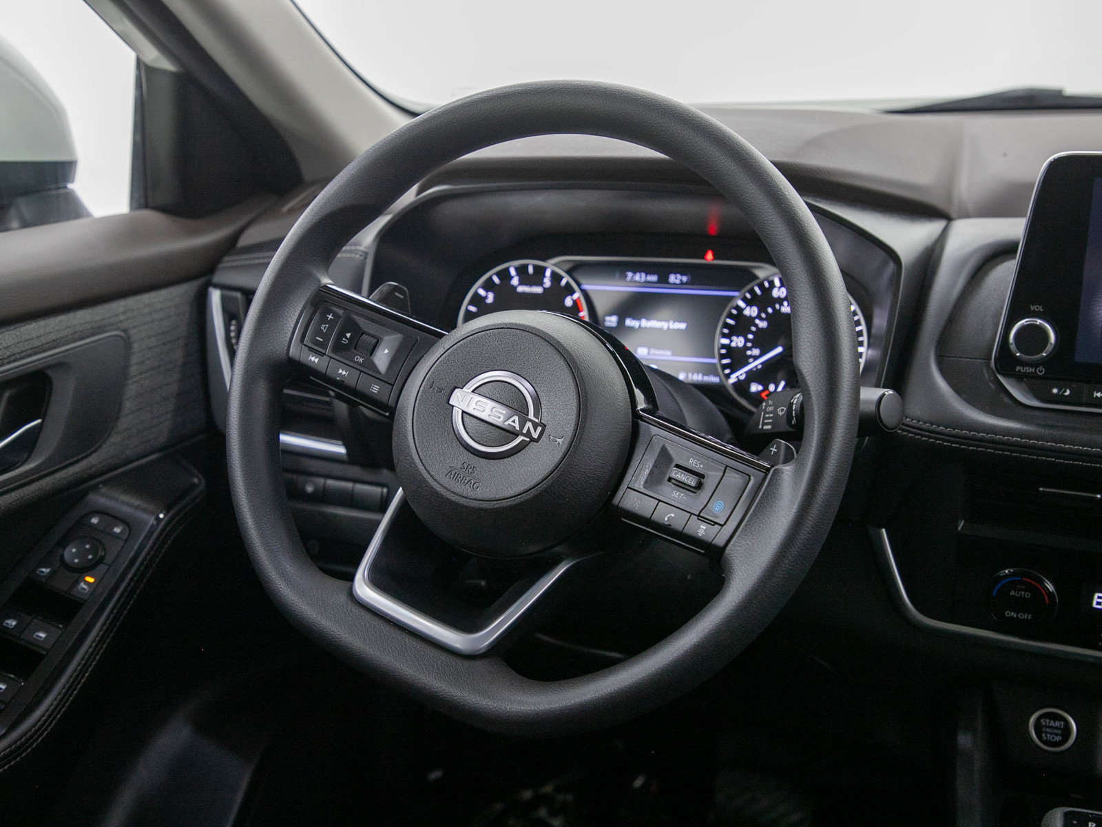 Used 2023 Nissan Rogue SV AWD/4WD image 14
