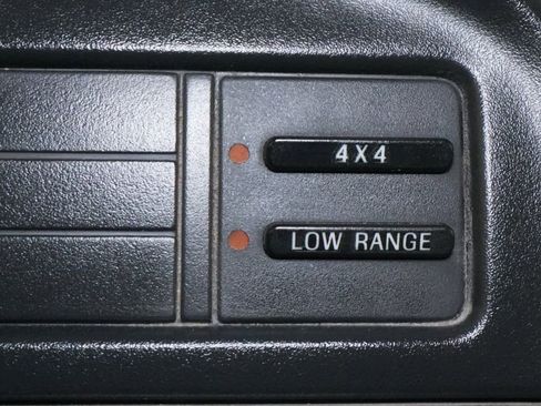 Used 1992 Ford Bronco Eddie Bauer image 33