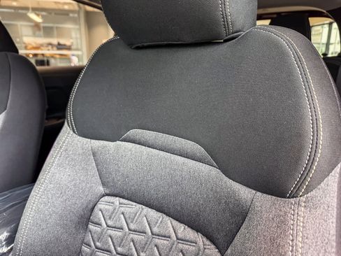 New 2025 Nissan Kicks SV FWD image 25