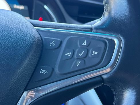 Used 2020 Chevrolet Bolt LT FWD image 35
