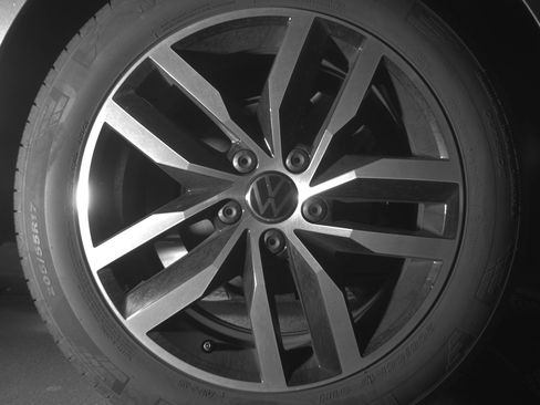 Used 2025 Volkswagen Jetta SE FWD image 15