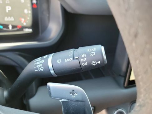 Used 2023 Land Rover Defender 110 V8 AWD/4WD image 21