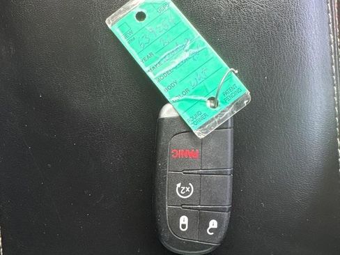 Used 2021 Dodge Charger SXT w/ Leather Interior Group image 33