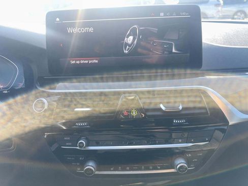 Used 2022 BMW 530i w/ Convenience Package image 6