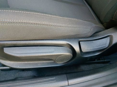 Used 2022 Kia K5 LXS image 32