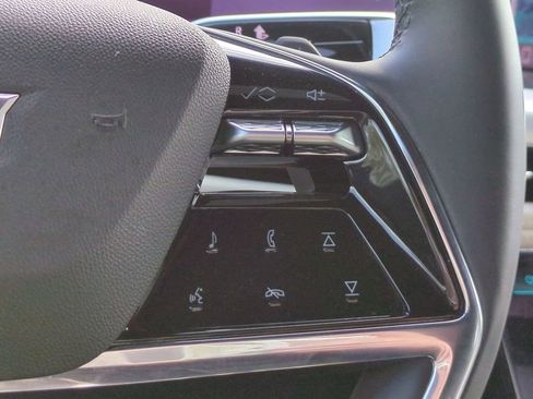 Certified 2025 Cadillac Escalade Sport w/ LPO, ONYX Package image 28