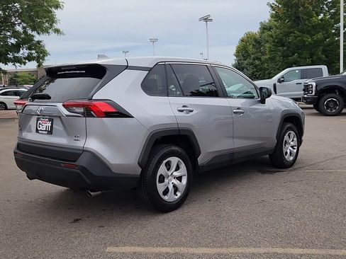Used 2025 Toyota RAV4 LE AWD/4WD image 14