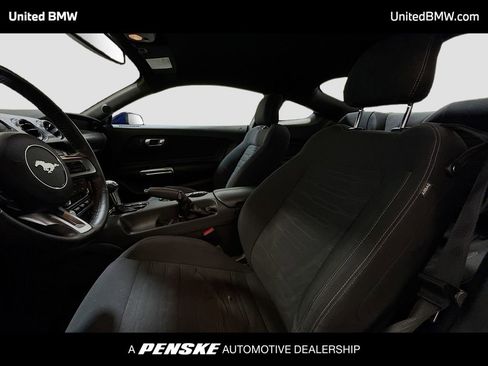 Used 2015 Ford Mustang Coupe RWD image 5