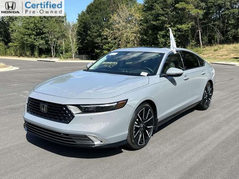Certified 2025 Honda Accord Touring image 3