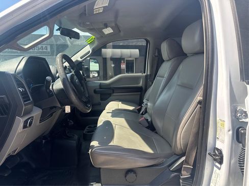 Used 2017 Ford F350 XL AWD/4WD image 8