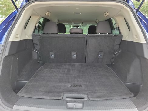 Certified 2022 Nissan Rogue S FWD image 11