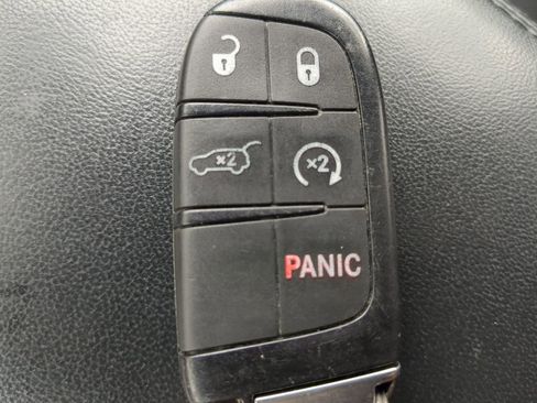 Used 2020 Jeep Grand Cherokee High Altitude image 32